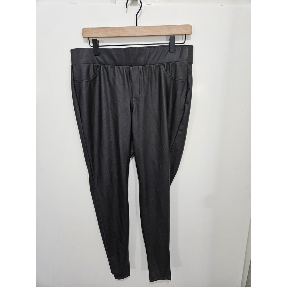 Torrid Womens Black Faux Leather High Rise Leggings Plus Size 1 SKU 19158322
